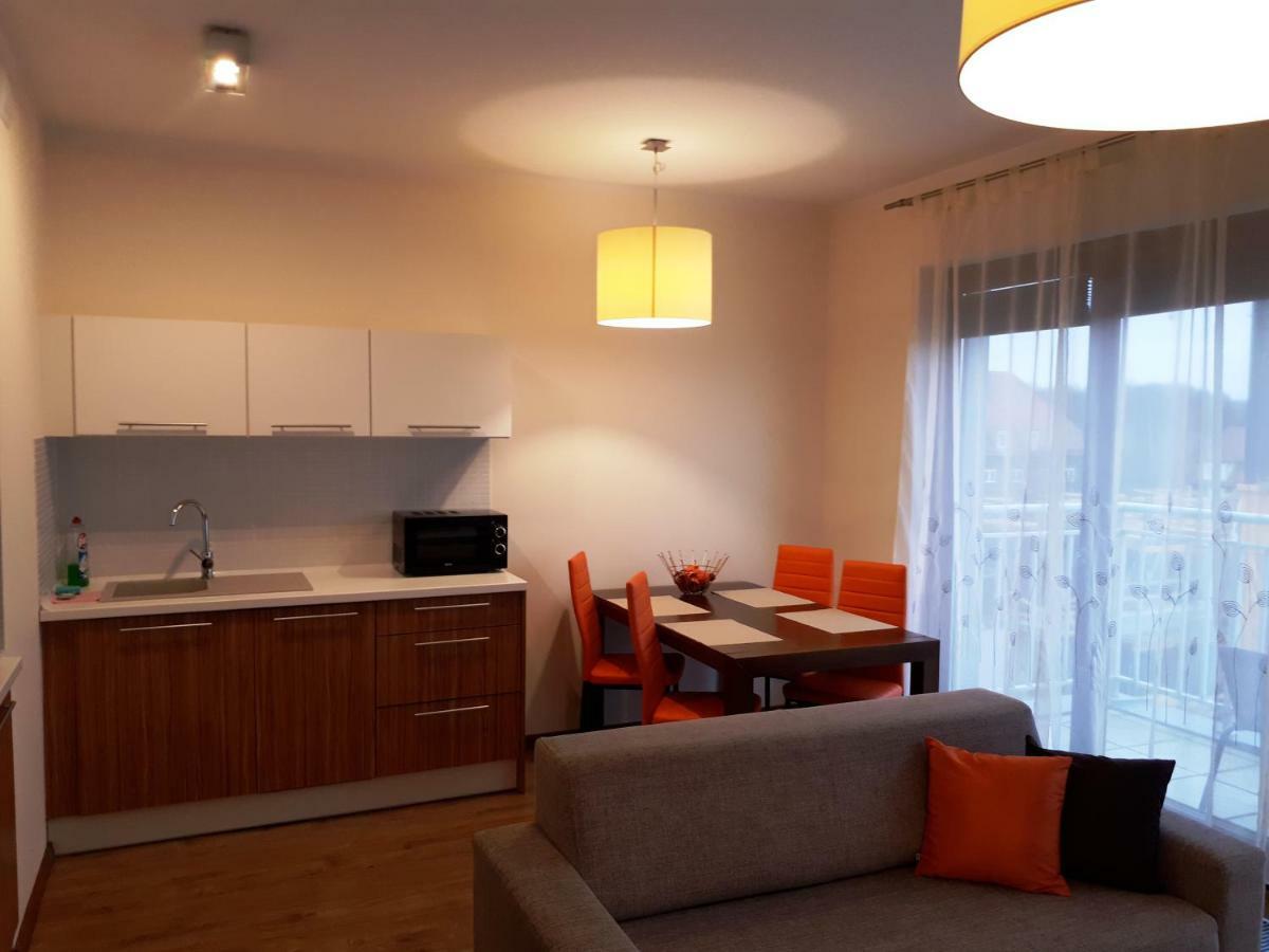 Apartament Trzynastka ชวีโนวิชแจ ภายนอก รูปภาพ